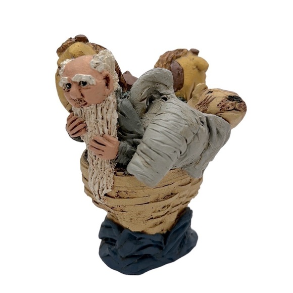Vintage Noah’s Ark Art Figurine Signed Collectible - Picture 1 of 12